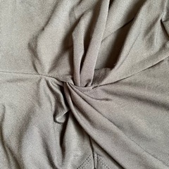 トップスカットソー  M 黒の画像