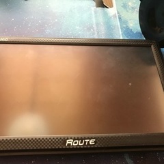 カーナビゲーション　ポータブル7インチ