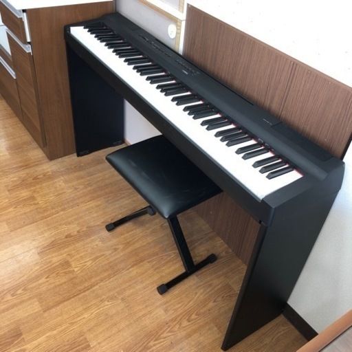 安心の30日保証付き！！YAMAHA電子ピアノ イス付 P-125 取りに来れる方