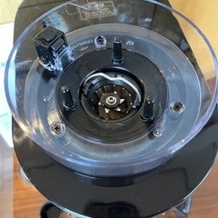 【美品】【お値下げ】siroca コーン式全自動コーヒーメーカー sc-c122の画像