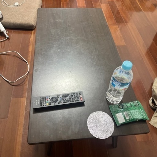 冷蔵庫、レンジ、ソファ、洗濯機、テレビ(机)