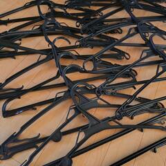 【受け渡し決定】ハンガーいっぱいの画像