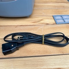 美品　加湿器スチームHITACHI SVF-40(H)箱入りの画像