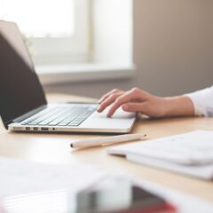 将来性の高い事務！？未経験歓迎/経理から営業サポートまで幅広く活...
