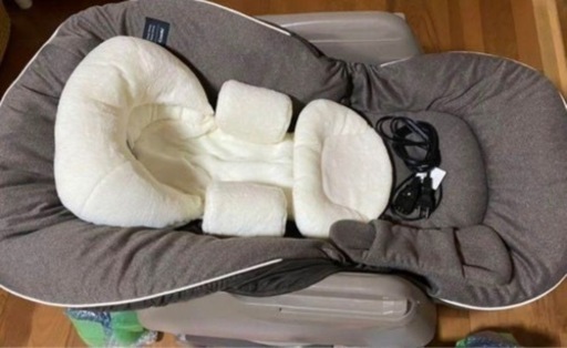 コンビ　ネムリラ　オートスウィング