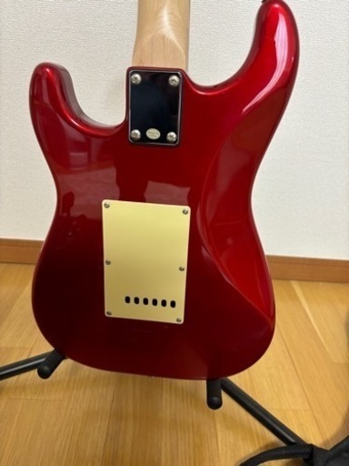 ミニギター、アンプ、チューナー、ギタースタンド