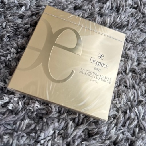 エレガンス ラ プードル オートニュアンス リクスィーズⅢ 27g