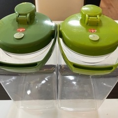 梅干し等の保存容器2個セット