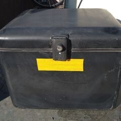 リアBoX