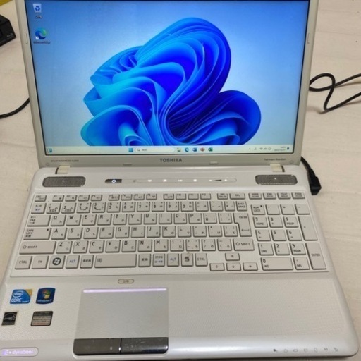 【Windows11、新品SSD交換済、Blu-rayドライブ】東芝 dynaBook Satellite TX/77