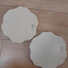 【ホワイト＆ピンク】お皿＆コップ4点セットの画像