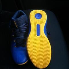 バスケット🏀用スニーカー👟です～よ。( =＾ω＾)の画像
