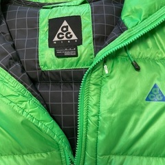 NIKEダウンジャケットの画像