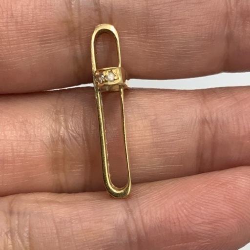 K18 18金　ダイヤクロスペンダント　2g 0.3ct