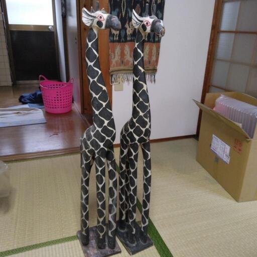バリ雑貨　置物　キリン　引取可能。延岡市役所近く。