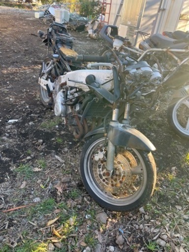 朝の10時まで特別価格！静岡県富士市からFZR250不動車