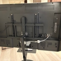cy様専用取引　60インチテレビ&スタンドの画像