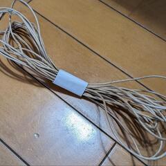 シンプル包装紙 紙紐 セットで100円 プレゼントに！の画像