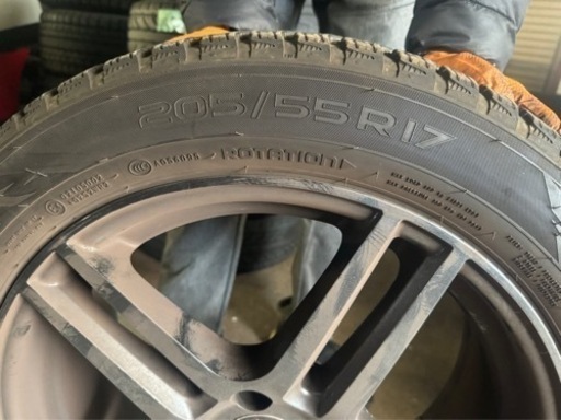 【値下げ】スタッドレスタイヤホイールセット　現行メルセデスベンツcla 200d 205/55R17