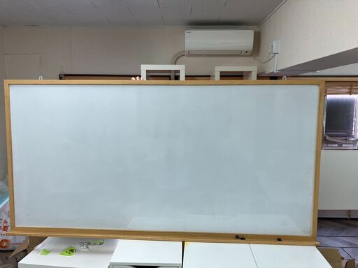 壁掛けホワイトボード 180 × 90