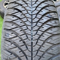 ヨコハマ　ブルーアース4s 195/65R15の画像