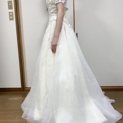 ウエディングドレス(9号/Aimer)、パニエ、ベール、造花ヘッドドレス・手袋・ストッキング等のセットの画像