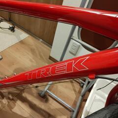 TREK 7.2FX レッド クロスバイク トレック
