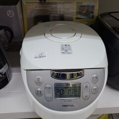 J4186  TOSHIBA　東芝 IH炊飯ジャー RC-10H...