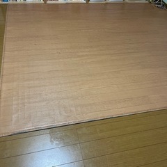 フローリング　調　カーペットの画像