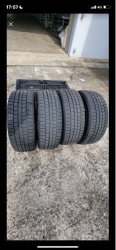 【※訳あり】スタッドレスタイヤ　225/45/r18 ダンロップ　Lofida XH5 18インチ