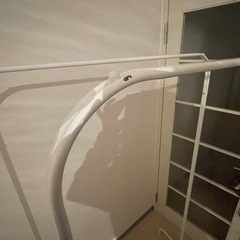ikea ハンガーラック2つの画像