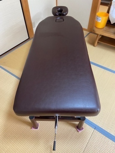 エステベッド 手動昇降式