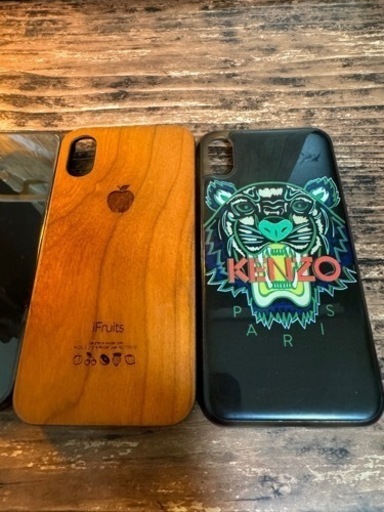 取引中iPhoneXs 256GB SIMフリー