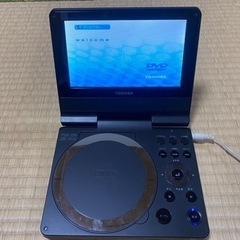 TOOSHIBA ポータブルDVDプレーヤー 