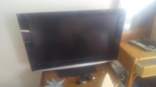 『お話し中』Panasonic　VIERA　３２インチ『ジャンク扱い』
