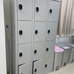 家具 オフィス用家具 美品　ロッカー