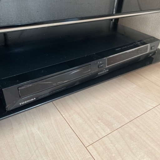 TOSHIBA REGZA TV 、テレビ台、TOSHIBA Blu-ray付き