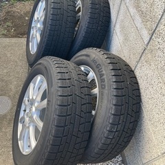 スタッドレスタイヤの画像