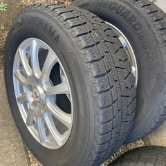 スタッドレスタイヤの画像
