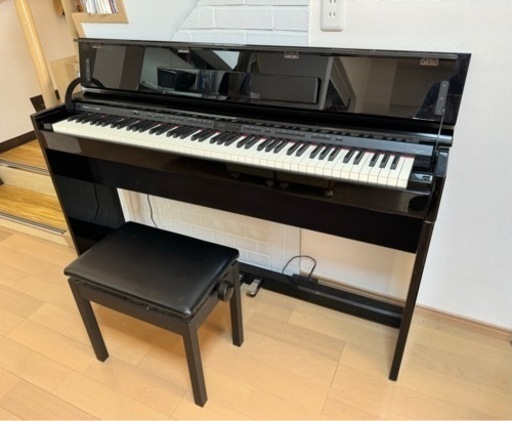 電子ピアノ　Rolandローランド　DP90Se