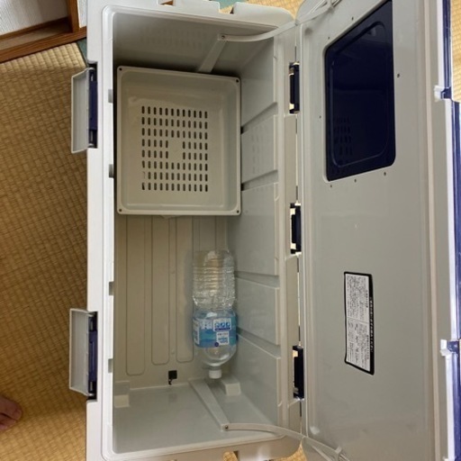 綺麗　クーラーボックス　値下げしました。