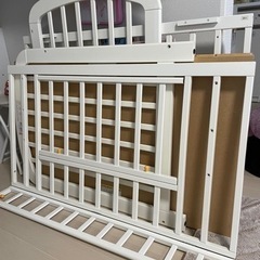 カトージ ベビーベッド  ホワイト