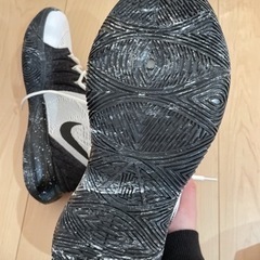 NIKE カイリー5EP バッシュの画像