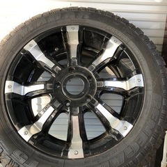 マーテルクリムソン275/55/20インチタイヤの画像