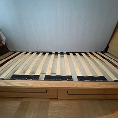 「無印良品のシングルベッドフレーム/背もたれ、引き出し付き」の画像