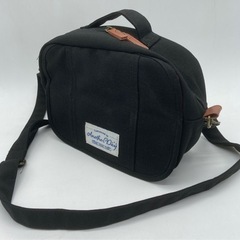 値下げ↓中古◆おむつポーチ◆おしり拭き内蔵◆ブラック◆