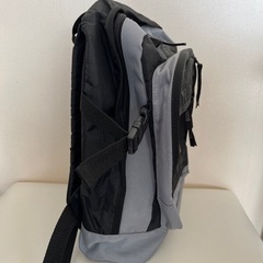 LOGOS子供用リュック　黒×グレー　usedの画像