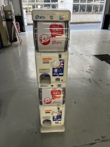 Gacha.2 Ez (ガチャツーイージー)　オフホワイト 中古