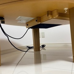 値下げ中！こたつ　オシャレこたつ葉っぱ型の画像