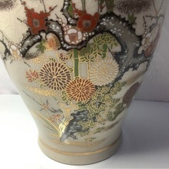 【美品】九谷焼　YAMAJI  正峰窯　花瓶　花器　松竹梅に金彩が豊富の画像